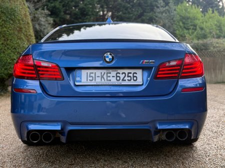 2015 BMW M5 - thumbnail 5