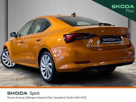 2023 Skoda Octavia - thumbnail 3