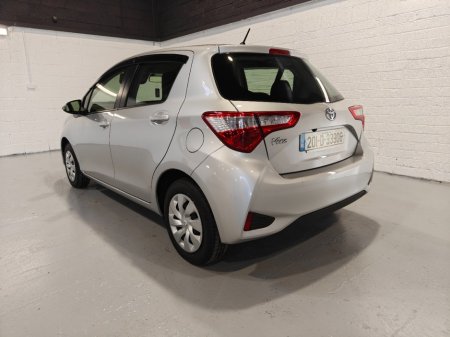 2020 Toyota Vitz - photo 6