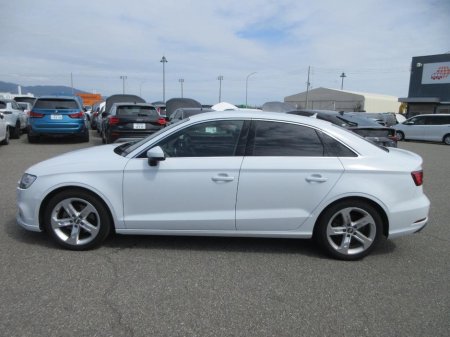 2017 Audi A3 1.4 TSFI SPORT LEATHER €19,800 thumbnail