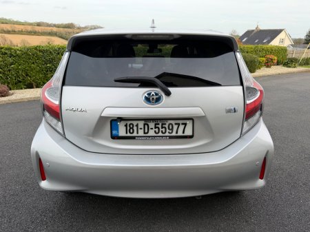 2018 Toyota Aqua - thumbnail 9