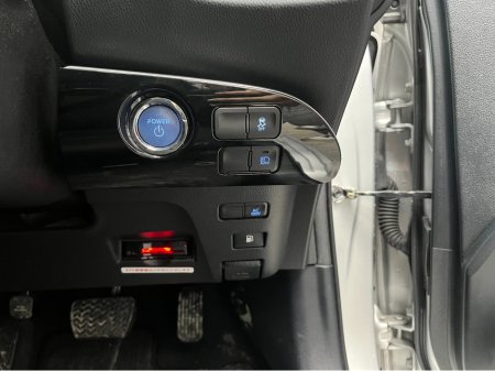 2022 Toyota Prius - thumbnail 11