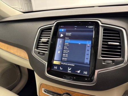 2022 Volvo XC90 T8 INSC EXP *2YR WARRANTY* €175 PER WEEK €56,995 thumbnail