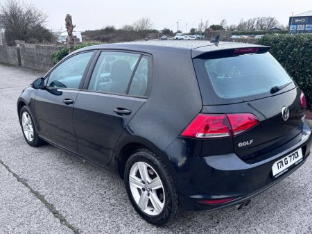 2017 Volkswagen Golf - thumbnail 10