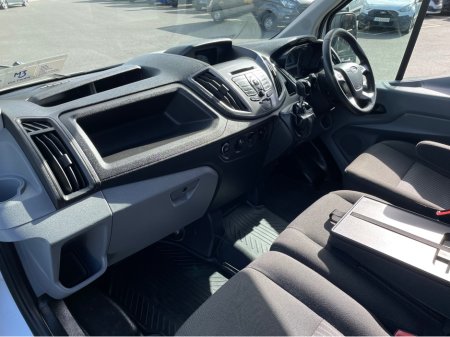 2016 Ford Transit - thumbnail 19