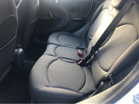 2014 MINI Countryman COUNTRYMAN COOPER DIESEL €9,950 thumbnail