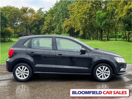 2017 Volkswagen Polo 1.2 , AUTO // EXTREMELY LOW MILEAGE €13,950 thumbnail