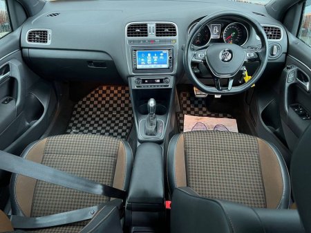 2017 Volkswagen Polo ORIGINAL EDITION 1.2 TSI AUTO // HEATED SEATS // REVERSE CAMERA // 16" MULTISPOKE ALLOYS €13,900 thumbnail