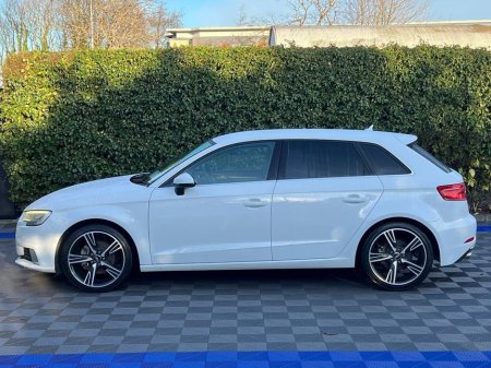 2017 Audi A3 SPORT 1.4 TFSI AUTO // DIAMOND CUT ALLOYS // LEATHER INTERIOR // APPLE CARPLAY/ANDROID AUTO €17,900 thumbnail