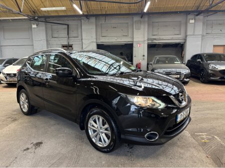 2017 Nissan Qashqai - thumbnail 1