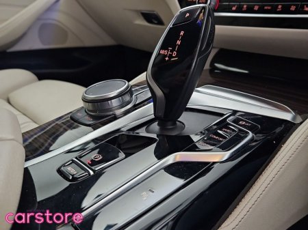 2021 BMW 5 Series - thumbnail 19