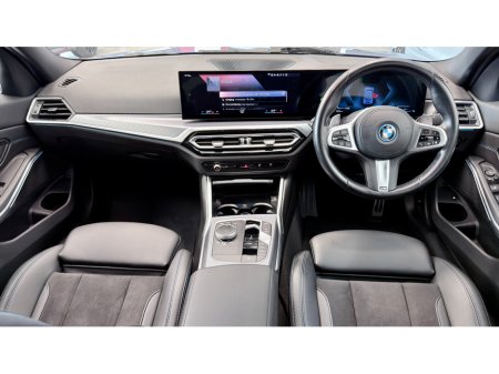 2024 BMW 3 Series - thumbnail 16