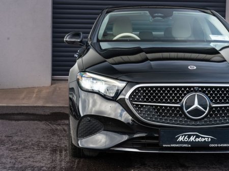 2024 Mercedes-Benz E Class - thumbnail 3