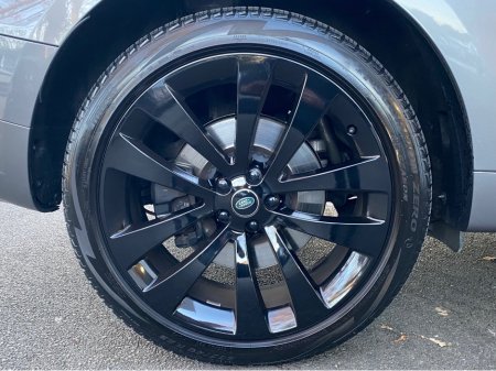 2024 Land Rover Range Rover Sport P460E 3.0 PHEV 460PS DYNAMIC HSE €99,995 thumbnail