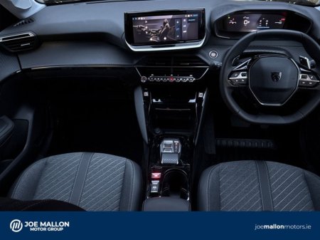 2026 Peugeot 208 - thumbnail 4