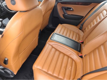 2010 Volkswagen Passat CC - thumbnail 9