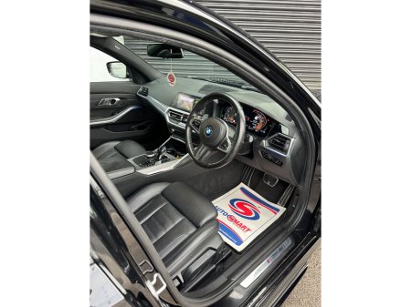 2021 BMW 3 Series  €35,995 thumbnail
