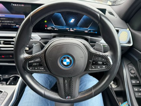 2023 BMW 3 Series - thumbnail 11