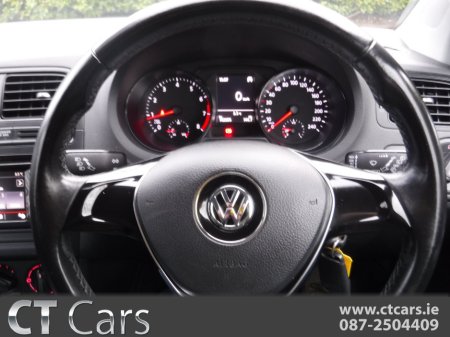 2015 Volkswagen Polo TRENDLINE 1.0 60HP MANUAL 5SPEED 5DR €8,450 thumbnail