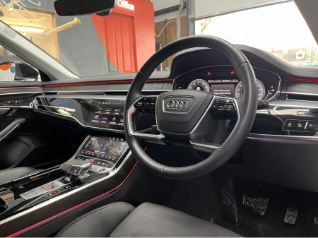 2024 Audi A8 - thumbnail 12