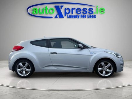 2013 Hyundai Veloster  €5,895 thumbnail