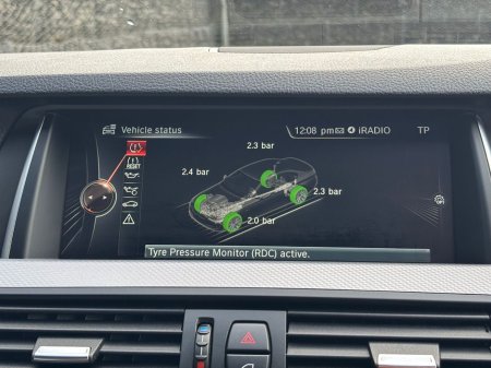 2016 BMW 5 Series - thumbnail 31