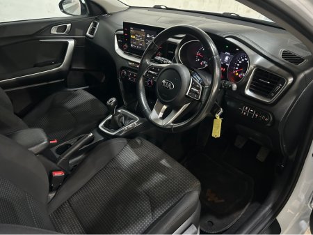 2021 Kia Ceed - thumbnail 8