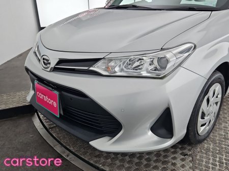 2018 Toyota Corolla - thumbnail 17