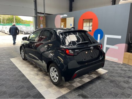 2023 Toyota Yaris - photo 4