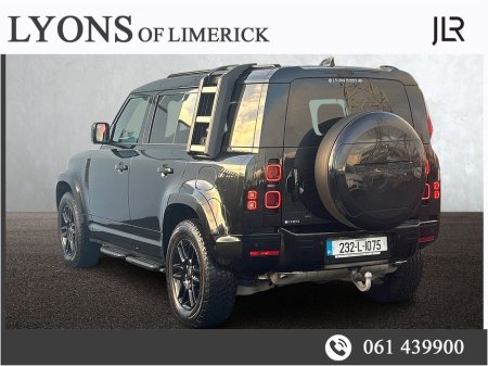 2023 Land Rover Defender - thumbnail 14