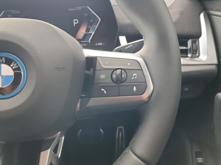 2026 BMW iX2 - thumbnail 18