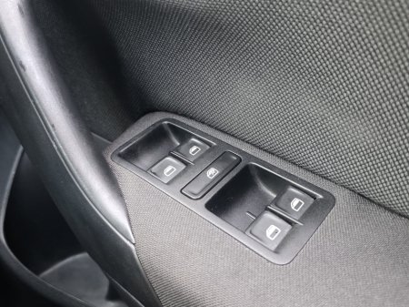 2015 Volkswagen Polo  €13,950 thumbnail