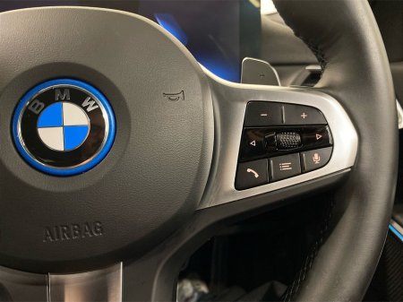 2024 BMW 3 Series - thumbnail 18