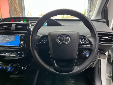 2017 Toyota Prius €21950 2022 TOYOTA PRIUS S 1.8 AUTOMATIC / CRUISE CONTROL AND MORE €21,950 thumbnail