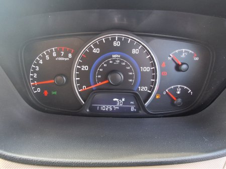 2016 Hyundai i10 S AIR **GREAT STARTER CAR** €7,450 thumbnail