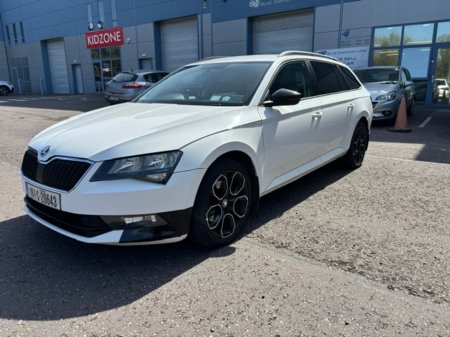 2016 Skoda Superb - photo 3