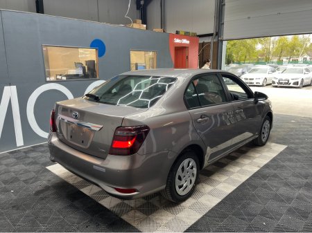 2025 Toyota Corolla - photo 2