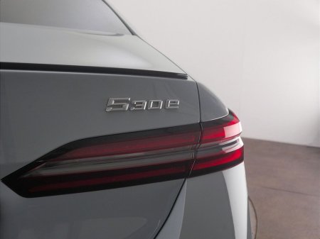 2024 BMW 5 Series - thumbnail 26