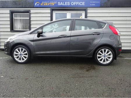2016 Ford Fiesta TITANIUM 1.25 PETROL 60PS 5 DOOR LOW MILEAGE KEY 104 €9,950 thumbnail