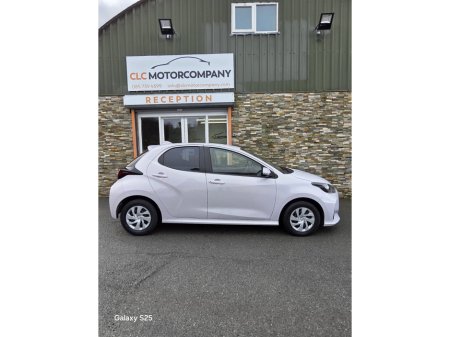 2020 Toyota Yaris  €14,950 thumbnail