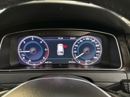 2017 Volkswagen Golf HIGHLINE 2.0 TDI MANUAL 6SPEED FWD 150 5 4DR €13,750 thumbnail