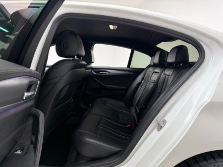 2018 BMW 5 Series 520i M SPORT €23,990 thumbnail