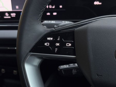 2025 Audi A5 40 TDI 204HP SE S-T €51,888 thumbnail