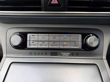 2019 Hyundai Kona KAUAI ELECTRIC 5DR AUTO €16,950 thumbnail