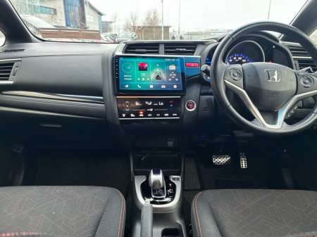 2015 Honda Fit 1.5L Petrol Hybrid Automatic €11,950 thumbnail