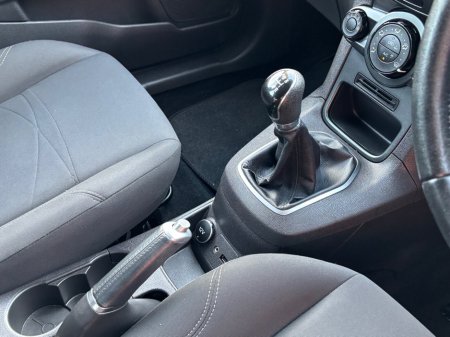 2016 Ford Fiesta 1.25 60PS Zetec €9,250 thumbnail