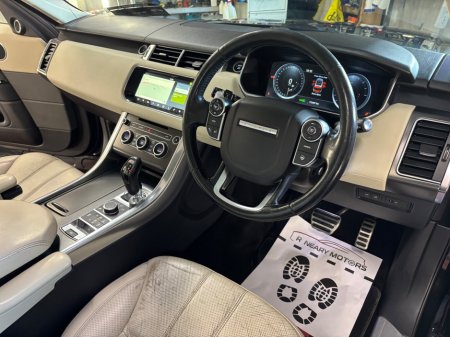 2017 Land Rover Range Rover Sport 3.0 TDV6 HSE €32,950 thumbnail