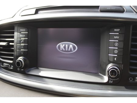 2016 Kia Sorento - thumbnail 14