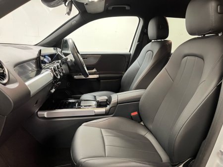 2023 Mercedes-Benz GLB - thumbnail 14