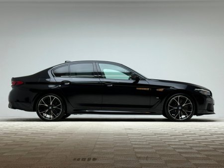 2021 BMW 5 Series 530E M SPORT €36,990 thumbnail